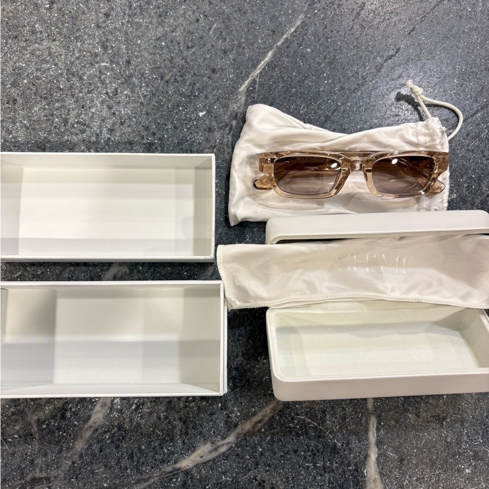 Chimi Core 10 - Ecru Sunglasses - Picture 9 of 9